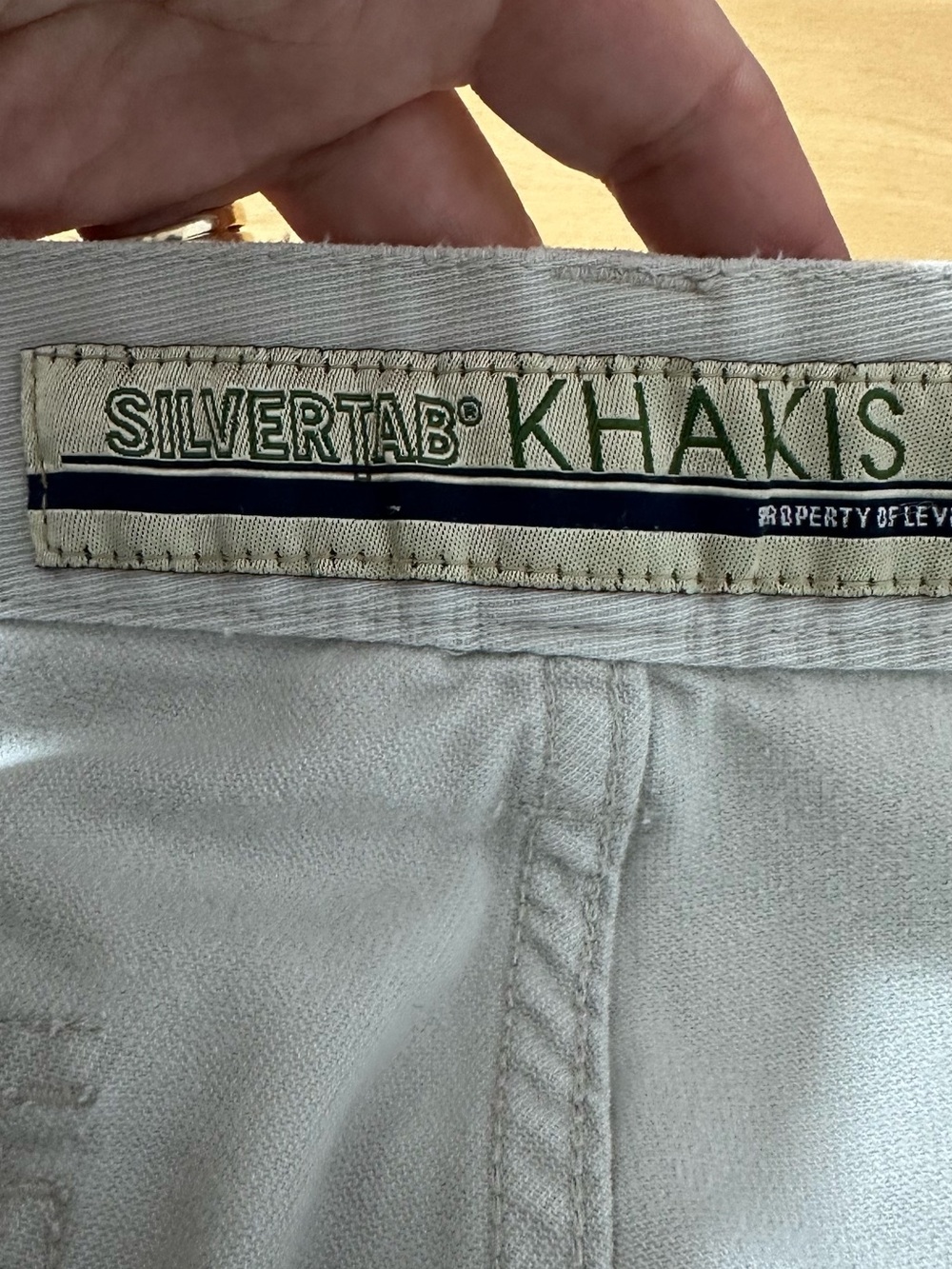 Vintage Levi’s SilverTab Khaki Men's Cargo Shorts Size 34 - Picture 5 of 7